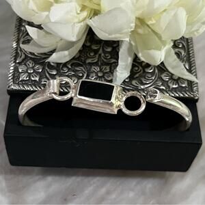 Vintage Mexican 925 Sterling Silver Onyx Inlay Square Thin Clasp Bangle Bracelet